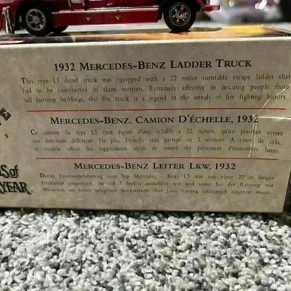 Matchbox Models Of Yesteryear Fire Engine YFE05 1932 Mercedes-Benz Ladder Truck - Picture 5 of 12